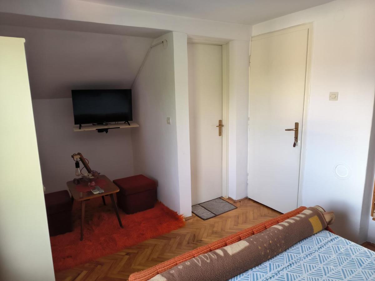 Aventurin Rooms Szluin Kültér fotó